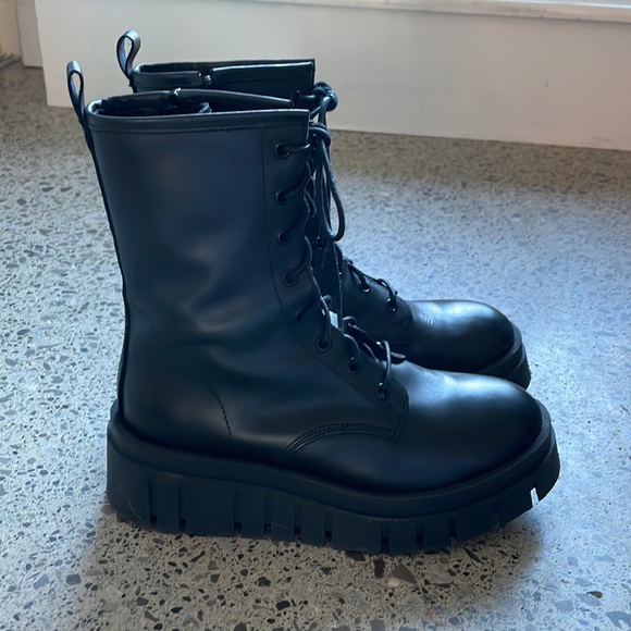 L’intervalle - Davao Black Leather - Women’s Combat Boot - Size 38 - Picture 2 of 4